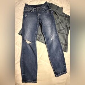 Silver Jeans Women's Blue Skinny Jeans